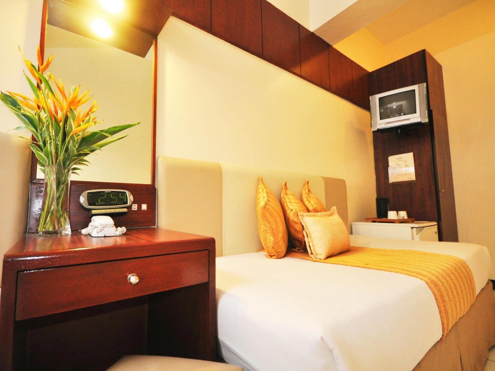 Hostel 1632 Manila Dış mekan fotoğraf