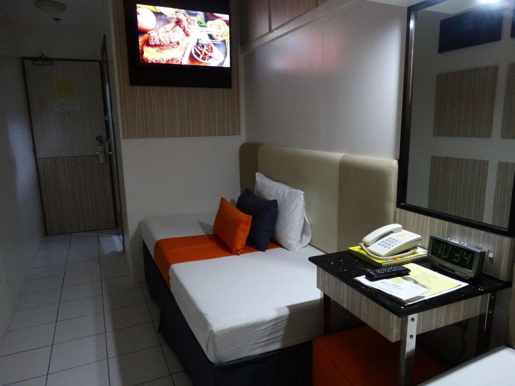Hostel 1632 Manila Dış mekan fotoğraf
